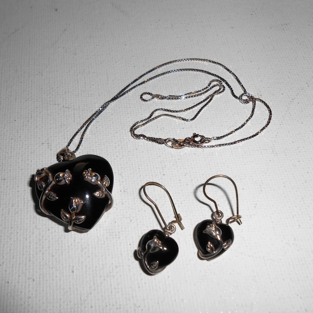 Black Onyx Heart Pendant Sterling Silver Necklace